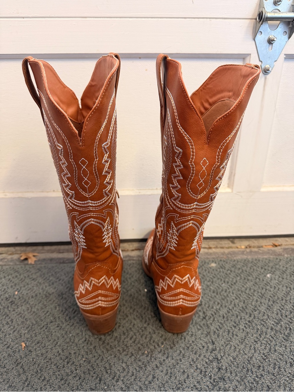 Women's Tall Western Cowboy Boots - Brown